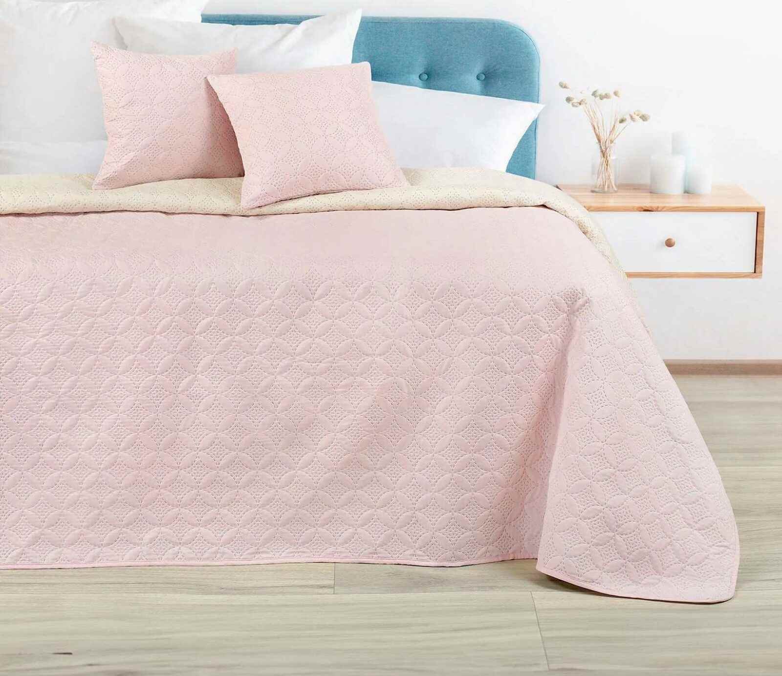 Goldea přehoz na postel - ornamenty na růžovo-krémovém 220 x 240 cm